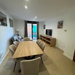 Daire Piso De Simba Cerca De Playa, Con Piscina Y Varias Terrazas