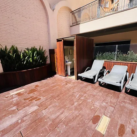 Piso De Simba Cerca De Playa, Con Piscina Y Varias Terrazas Daire *
