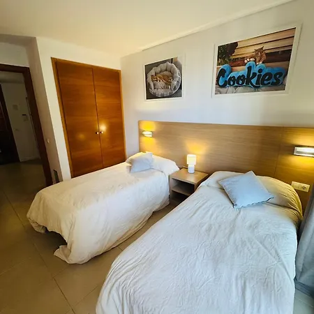 Daire Piso De Simba Cerca De Playa, Con Piscina Y Varias Terrazas