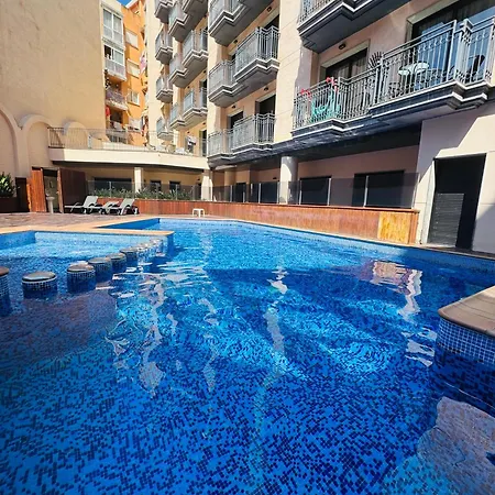 Piso De Simba Cerca De Playa, Con Piscina Y Varias Terrazas Lejlighed *